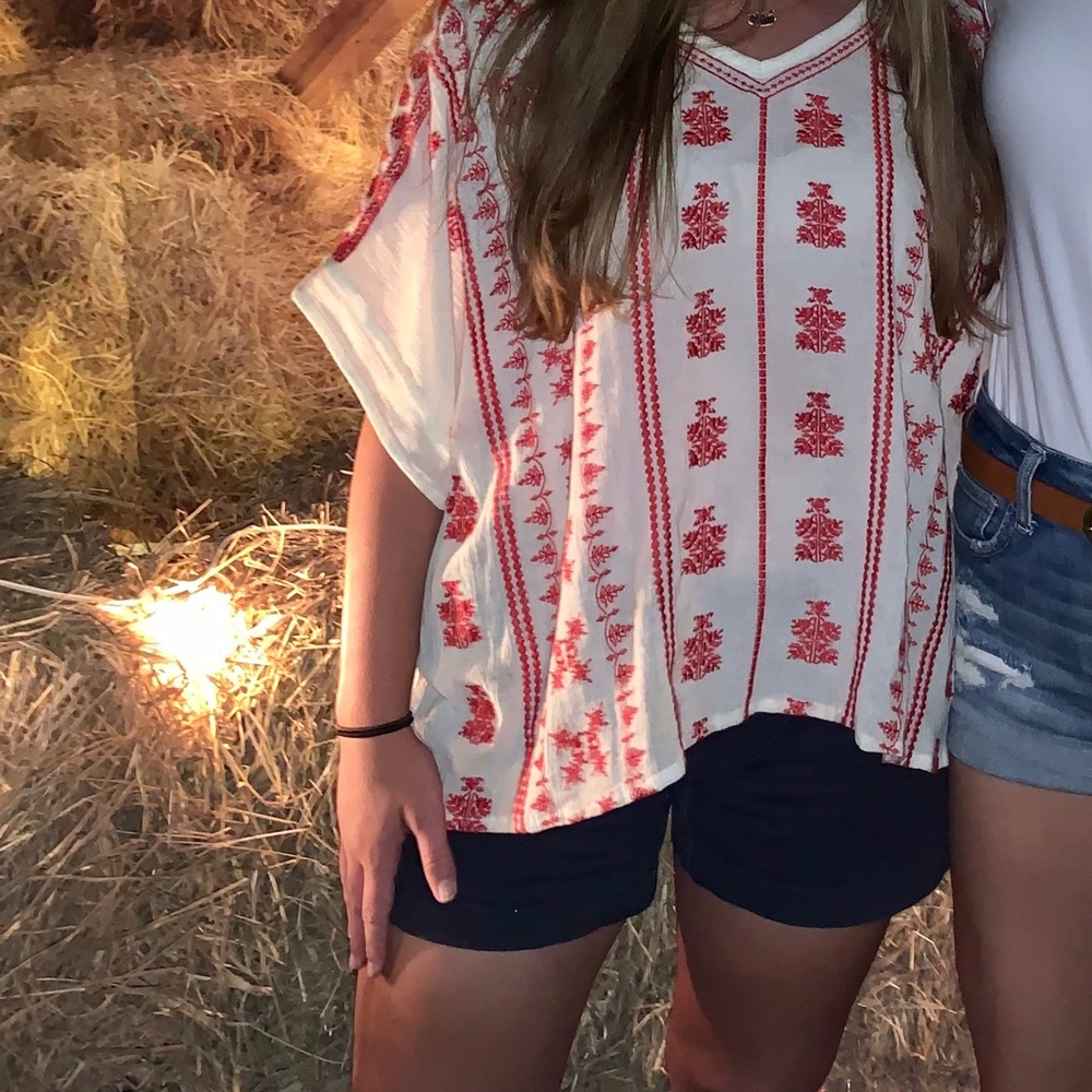 Cute Semi-Casual Red Patterned Top